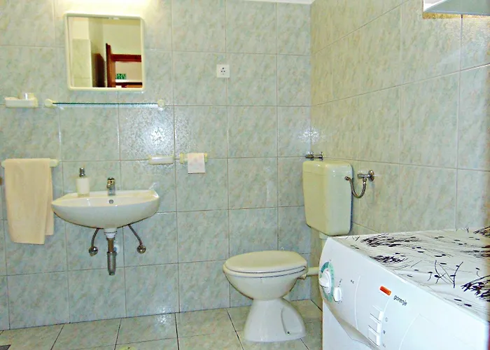 Tonci Apartament Postira